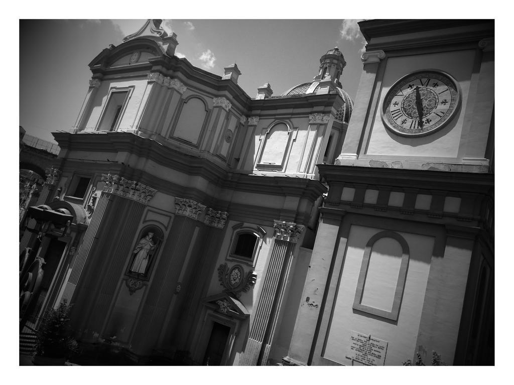 Casa Fiore Nápoles Exterior foto